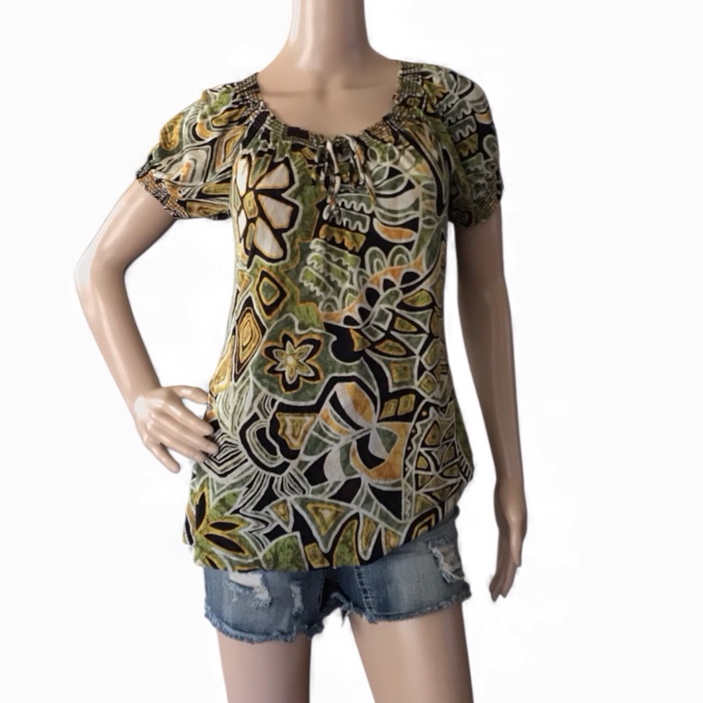 NWOT Green Abstract Peasant Top